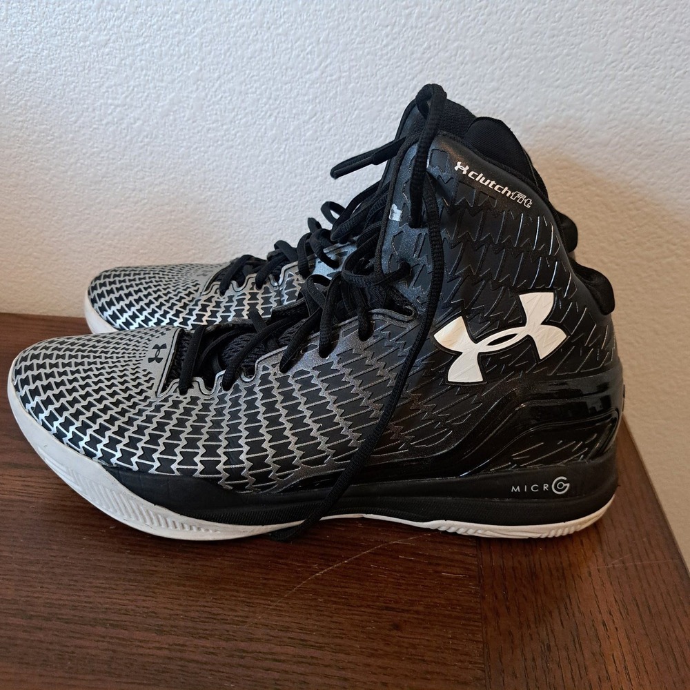 Under Armour ClutchFit Drive Mens Basketball Shoes Black Silver 1246939-001